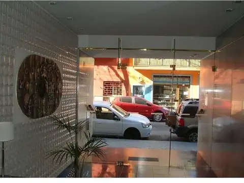 1Amb.Frente Balcón Muy Luminoso-Proximidades "Subt" Avdas-Hospital Italiano-ideal:hasta1-2 Personas