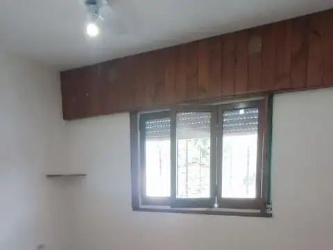 Depto Tipo Casa en Venta en Quilmes Oeste, USD 68.000