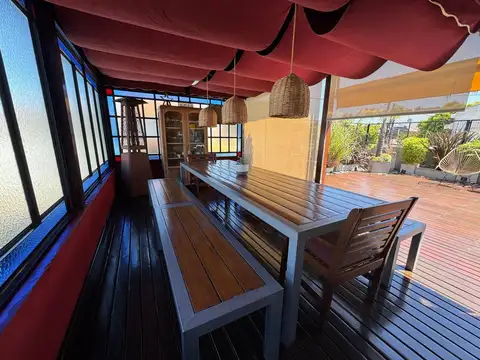 VENTA CASA 4 AMB CON COCHERA Y TERRAZA