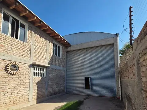 GALPON CON CASA EN GODOY CRUZ