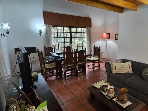 CASA VENTA 6 AMBIENTES - PILAR - OPORTUNIDAD - B LIMA - PILARICA