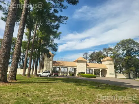 Terreno en Venta en Los Pinares Country Club, Countries y Barrios Cerrados en Exaltacion de la Cruz