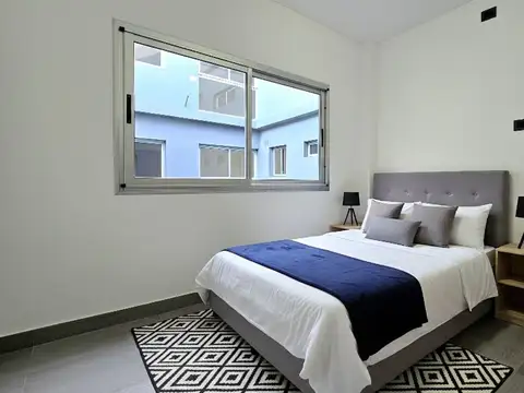 Depto Tipo Casa en Venta en Versalles, USD 156.000