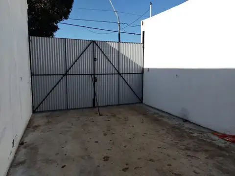 Galpon en Venta en Barrio Libertad, USD 130.000