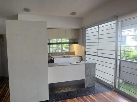 Departamento en Alquiler con 1 cocheras