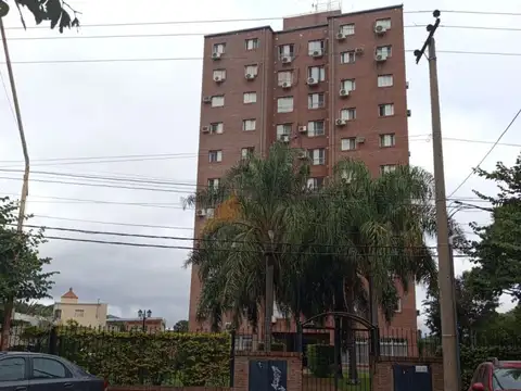 Departamento de 2 dormitorios con cochera en Mendoza 3800