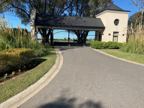 TERRENO EN COUNTRY NAUTICO LA BAHIA