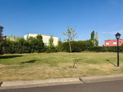 Terreno en Venta 33  mts Frente