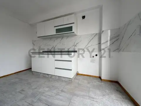 Almafuerte 1900, Piso 2