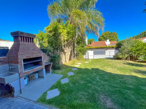 Casa en Alquiler en Martinez, USD 5.800