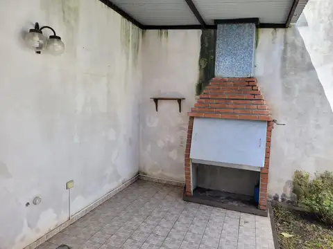 Depto Tipo Casa 3 ambientes con 1 baño
