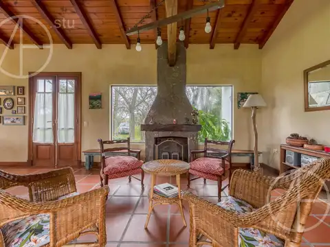 Casa en Venta en Loma Escondida, USD 245.000