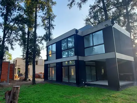 CASA A ESTRENAR 4 AMBIENTES FINANCIACION UF 3