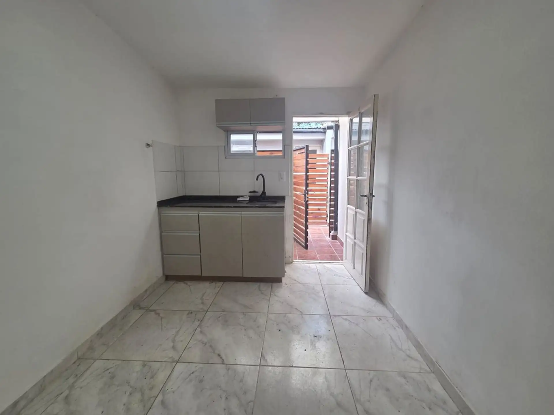 VENTA PH 2 AMB EN VILLA PRIMERA, MAR DEL PLATA