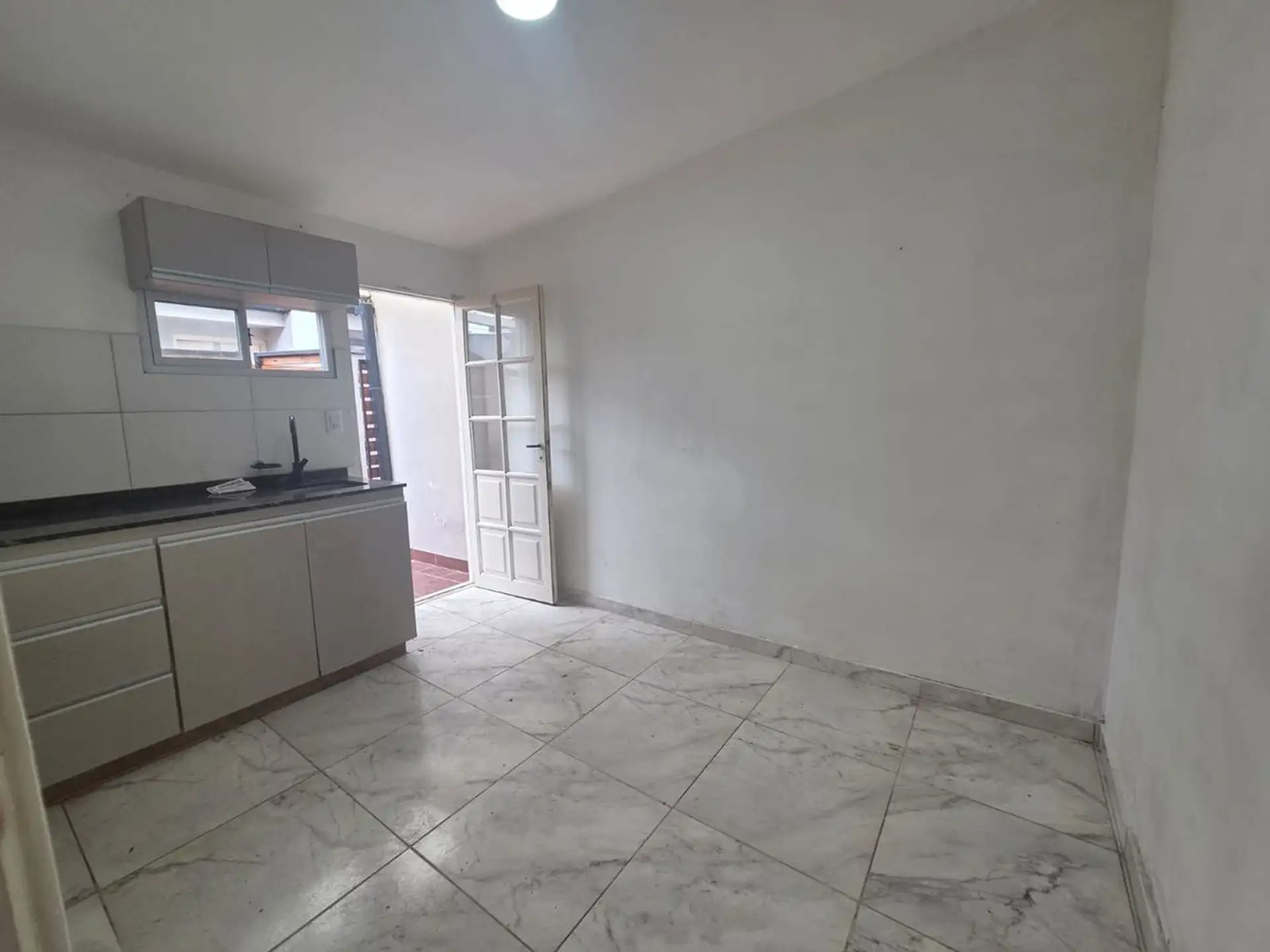 VENTA PH 2 AMB EN VILLA PRIMERA, MAR DEL PLATA