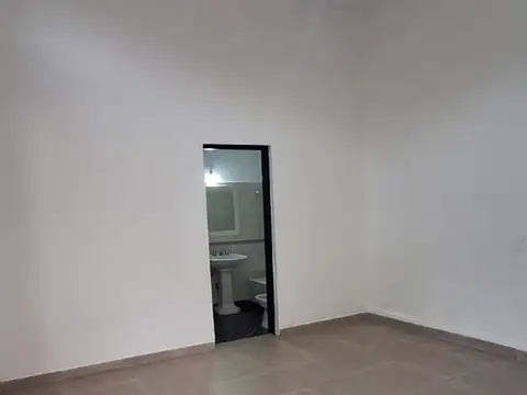 Depto Tipo Casa en Alquiler en Villa Real, $ 750.000