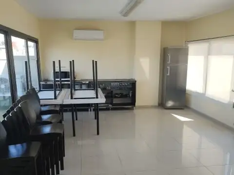 Miro  271/9 , Piso 1