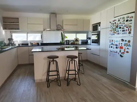 Casa en venta en Barrio San Benito - Villanueva a la Laguna!