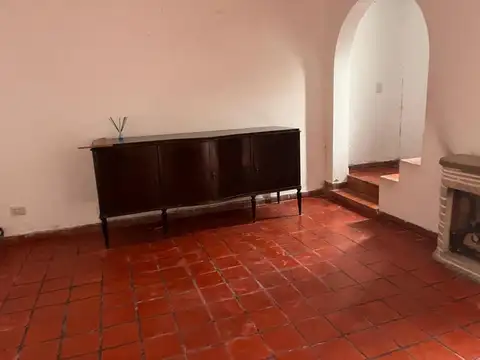 PH de 3 ambientes c/ Patio y parrilla-Zona Boedo- Castro 600