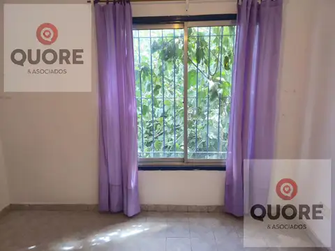Depto Tipo Casa 4 ambientes con 1 baño