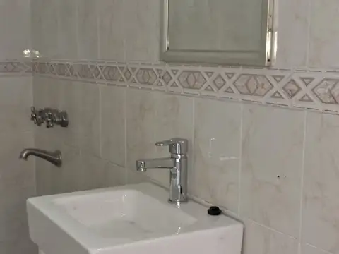 Departamento en Alquiler en Ramos Mejia, $ 820.000