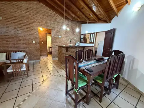 VENTA CASA 3 AMBIENTES A 200 METROS DEL MAR