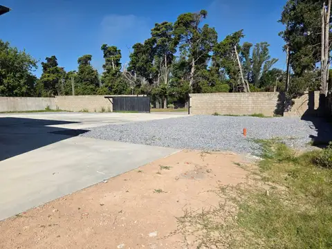 Galpon en Venta 100  mts Fondo