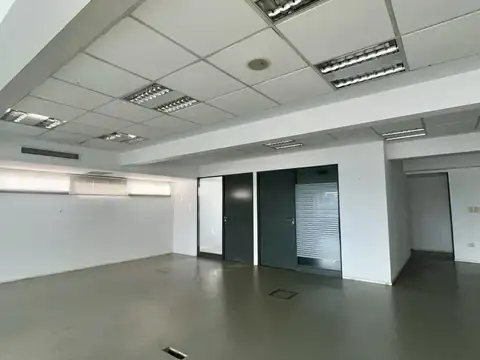 Edificio Comercial en Recoleta