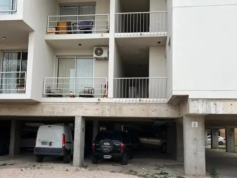 Cochera en Esc.-Centro