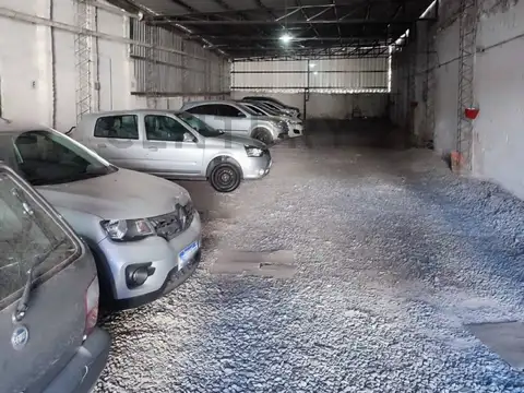 mendoza 700, Piso 0