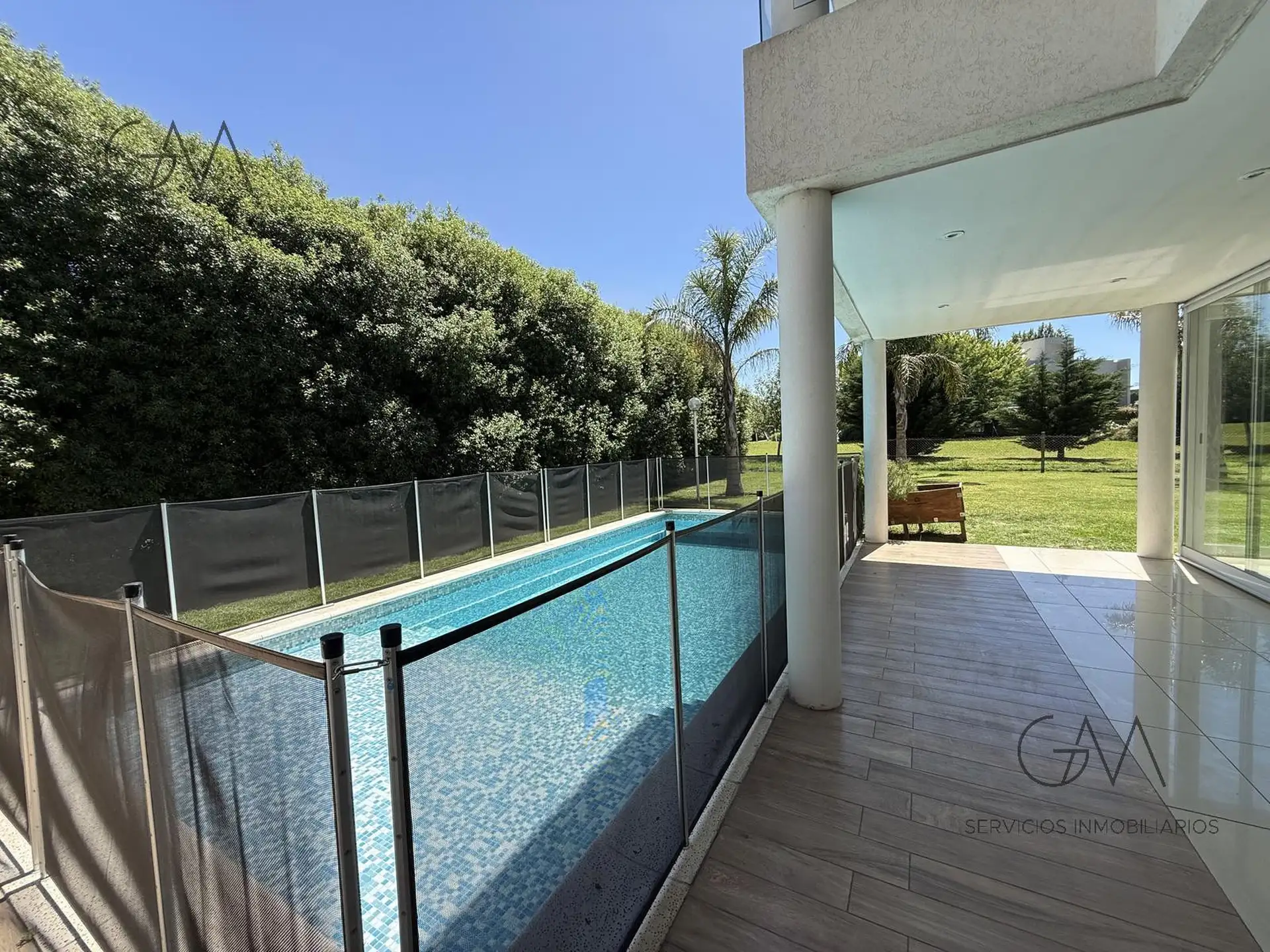 Moderna casa en alquiler Rumenco