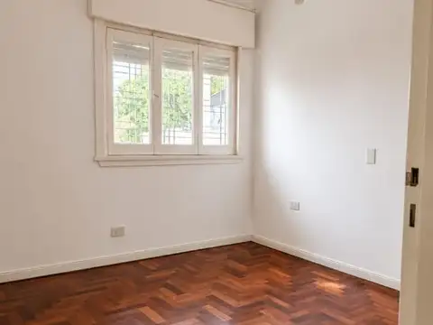 Depto Tipo Casa en Alquiler en Villa Ballester, $ 1.000.000