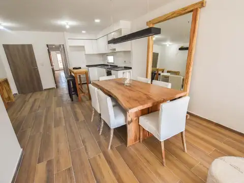 Departamento 4 ambientes con 2 baños