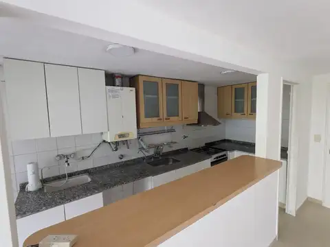 Departamento 4 ambientes con 3 baños