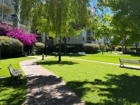 EXCELENTE DEPTO. 4 AMBIENTES EN DUPLEX - COCHERA FIJA CUBIERTA - TALAR DE MARTINEZ