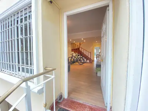 Depto Tipo Casa en Venta de 4 dormitorios