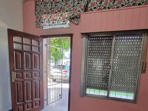 Depto Tipo Casa en Alquiler en Virreyes, $ 450.000