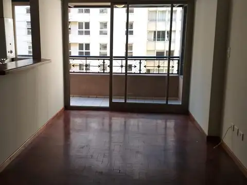 San Lorenzo 500, Piso 6