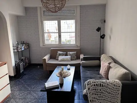 Departamento en Venta en Chacarita, USD 89.000