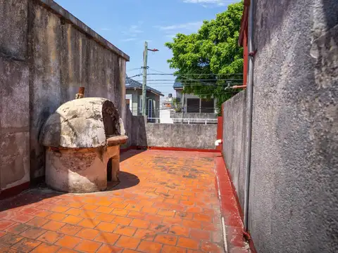 Depto Tipo Casa en Venta en Haedo Sur, USD 80.000