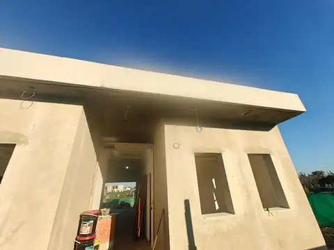 Casa en Venta en Pilar Del Este, USD 200.000
