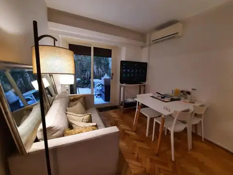 venta departamento 2 amb con gran patio en recoleta