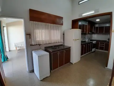 VENTA CASA 3 DORM + DEPTO BARRIO LICEO 2DA SECCIÓN
