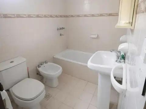Depto Tipo Casa en Venta de 2 ambientes