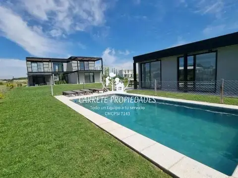 Casa Premium de 5 ambientes venta con vista al golf. Medal Country Club. Pilar 100