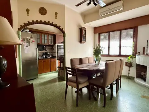 Venta PH 4 ambientes con terraza en Ciudadela
