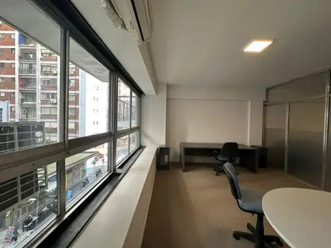 Oficina en Alquiler 50 años