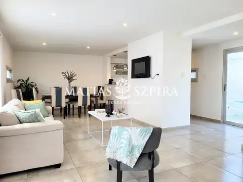 Casa en Venta en Ituzaingo, USD 249.000