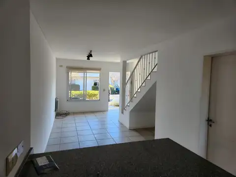 Departamento Dúplex  en Venta en Pellegrini Village, Pilar, G.B.A. Zona Norte