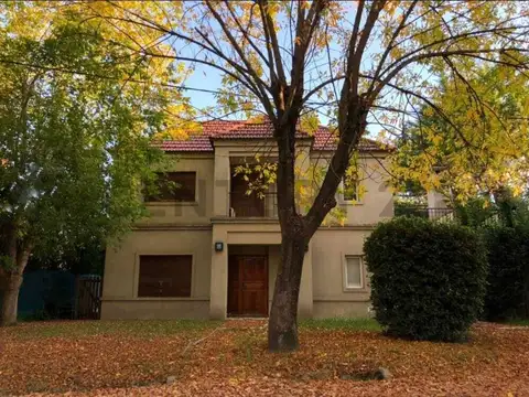 Casa en Venta con 1 cochera